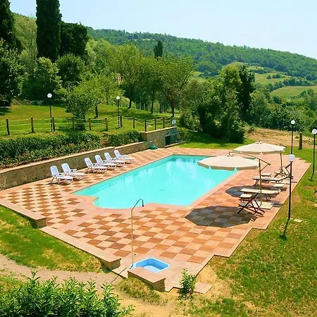 Sleeps 2 Pool Wifi Villa
