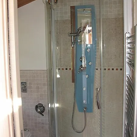 Sleeps 2 Pool Wifi